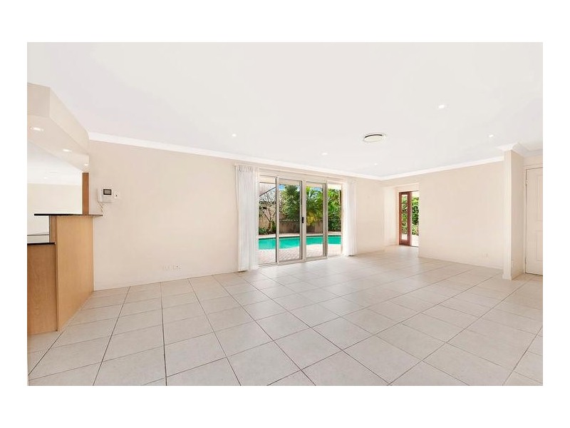 20 Buccaneer Court, Paradise Waters QLD 4217