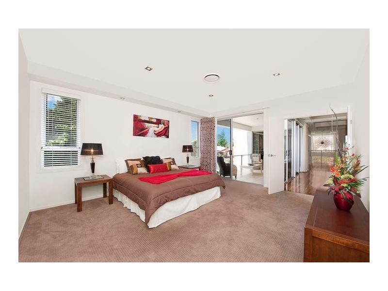 29 Hilda Street, Mermaid Beach QLD 4218