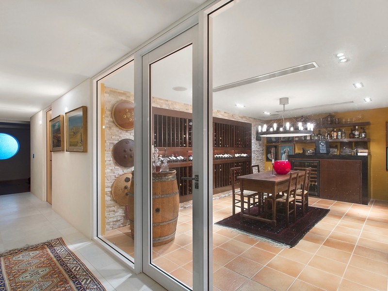 117 Commodore Drive, Paradise Waters QLD 4217