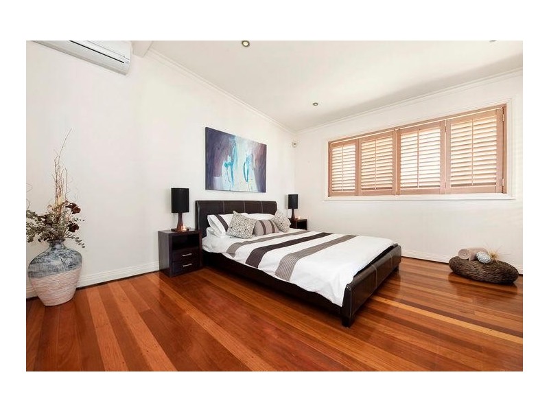 237 Hedges Avenue, Mermaid Beach QLD 4218