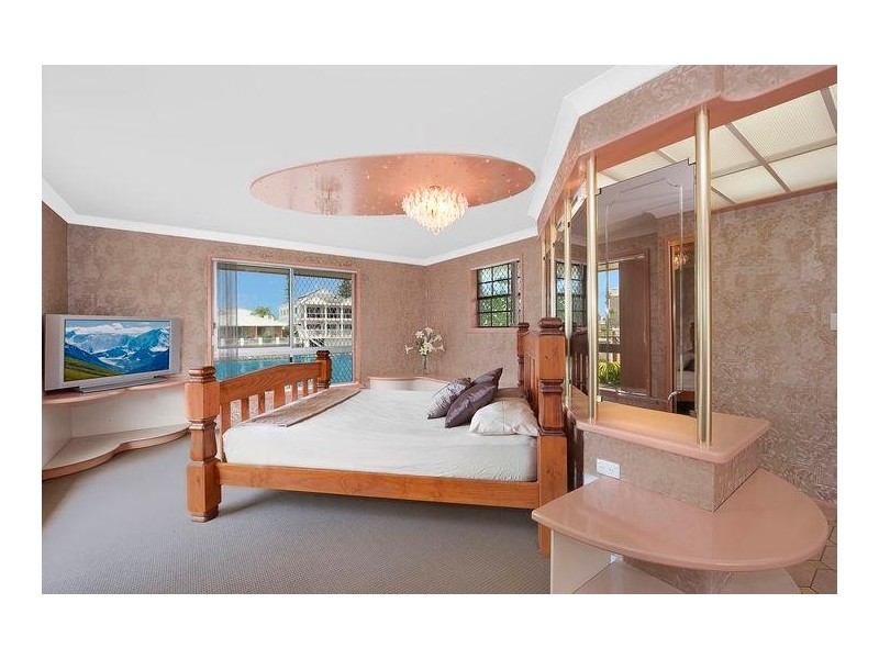 31 Southern Cross Drive, Surfers Paradise QLD 4217