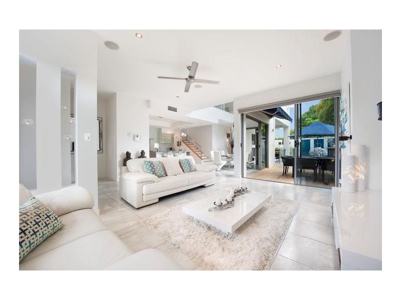 28 Redondo Avenue, Miami QLD 4220