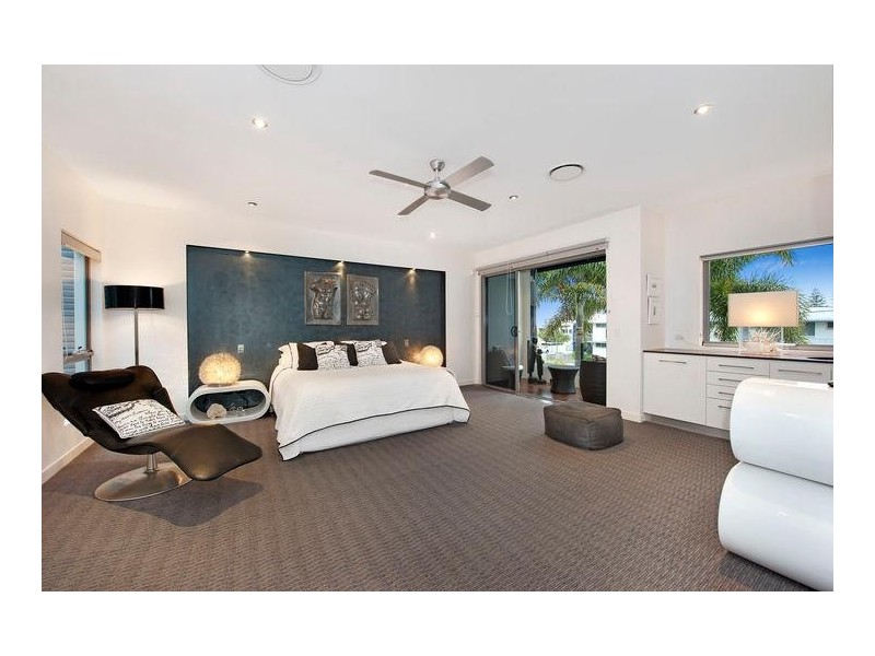 28 Redondo Avenue, Miami QLD 4220