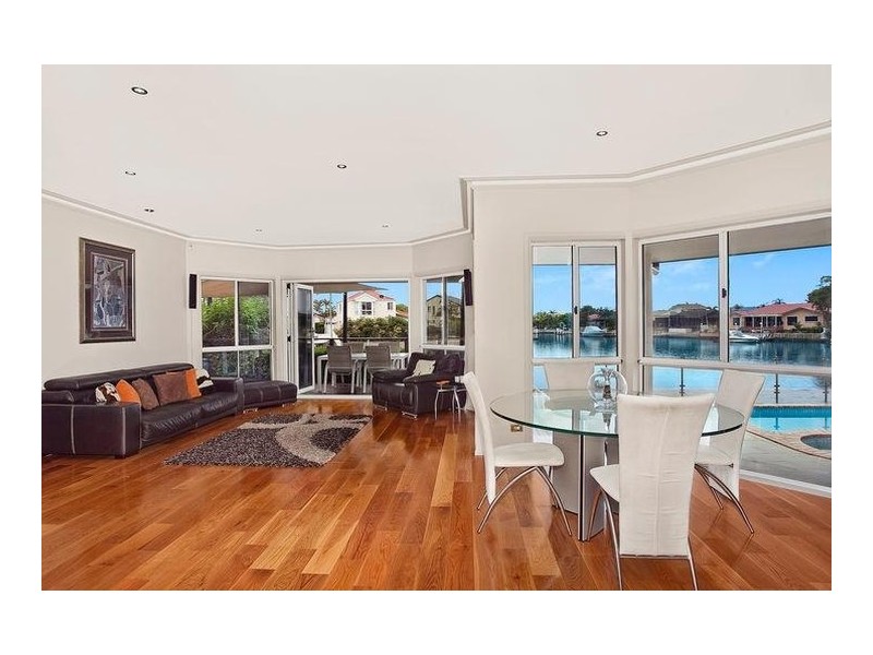 166 Sundance Way, Runaway Bay QLD 4216