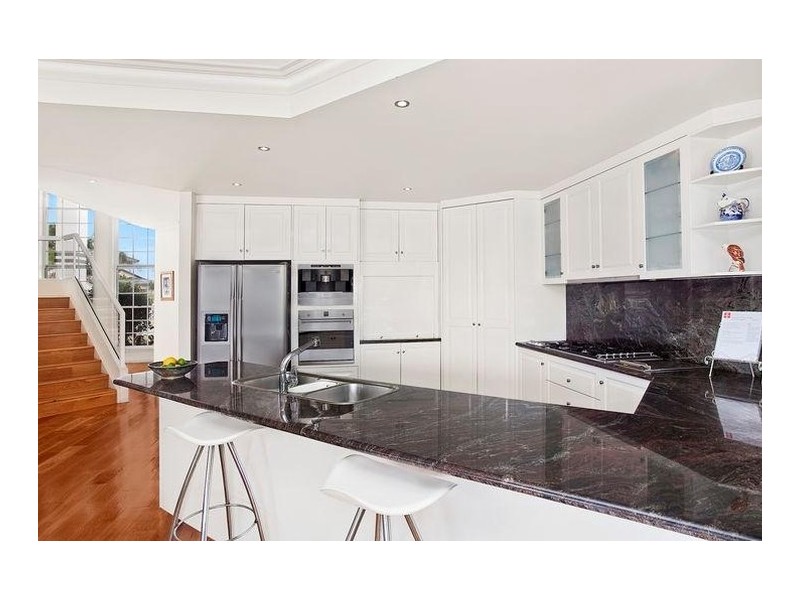 166 Sundance Way, Runaway Bay QLD 4216