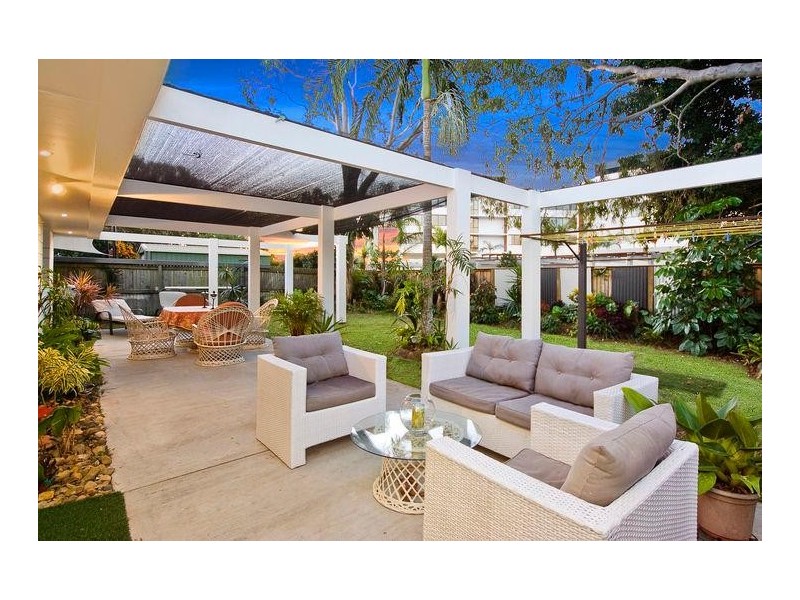 23 Killowill Avenue, Paradise Point QLD 4216