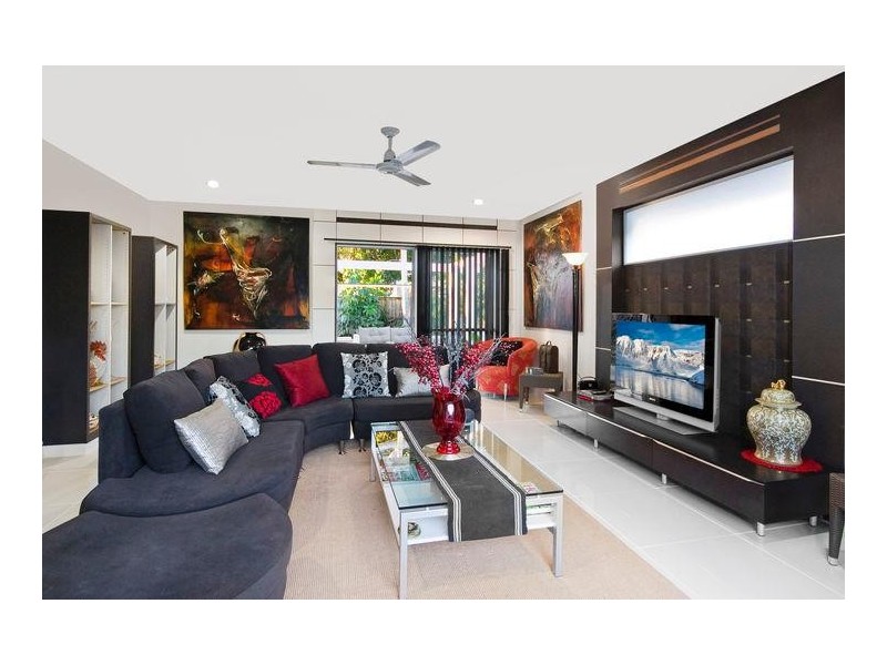 23 Killowill Avenue, Paradise Point QLD 4216