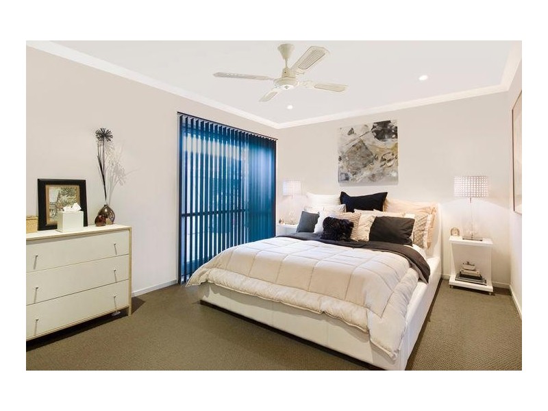 23 Killowill Avenue, Paradise Point QLD 4216