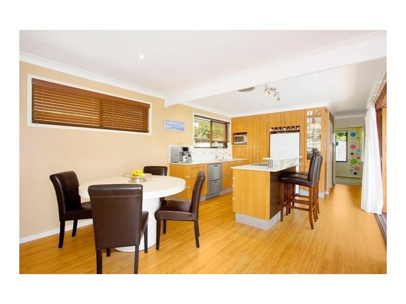 22 Petrel Avenue, Mermaid Beach QLD 4218