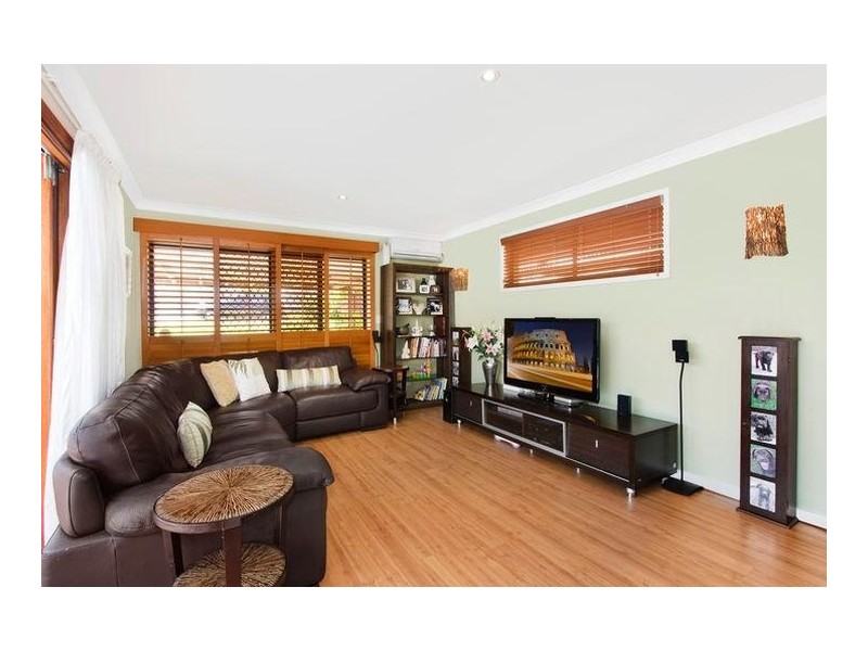 22 Petrel Avenue, Mermaid Beach QLD 4218