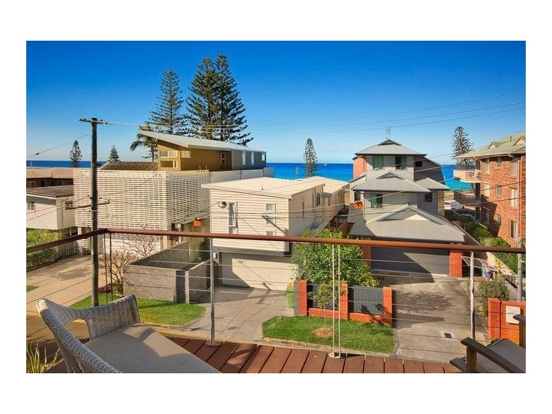 32 Nagel Avenue, Miami QLD 4220