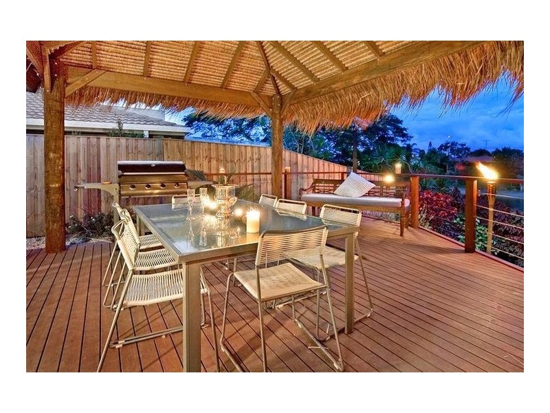 15 Blair Athol Crescent, Sorrento QLD 4217