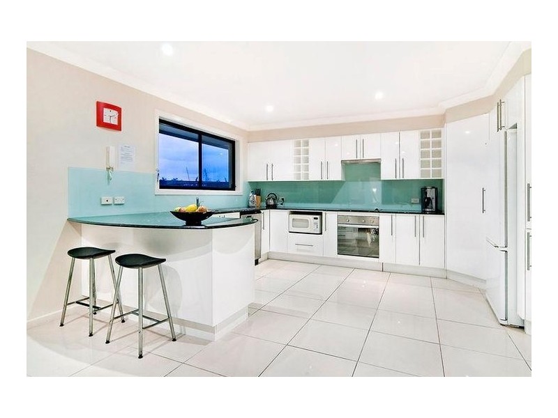 15 Blair Athol Crescent, Sorrento QLD 4217