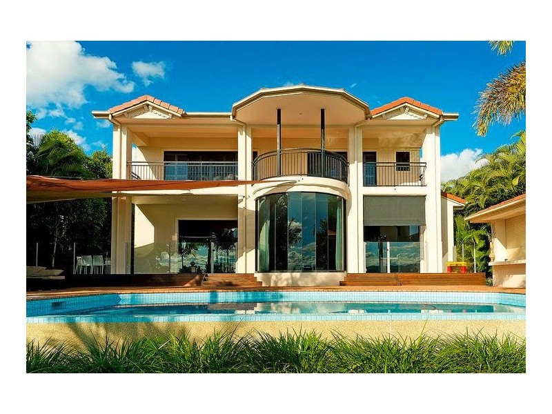 3136 Riverleigh Drive, Hope Island QLD 4212