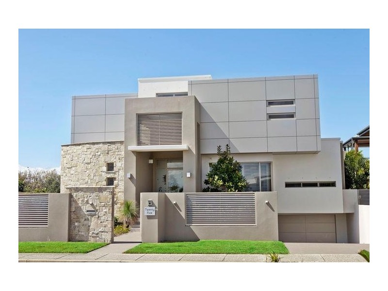 25 Cylinders Drive, Kingscliff NSW 2487