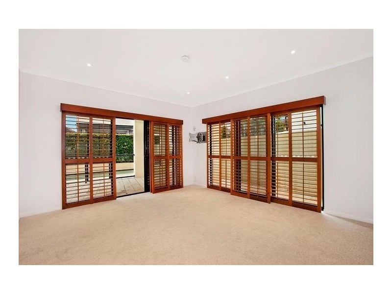 27 Arthur Street, Mermaid Beach QLD 4218