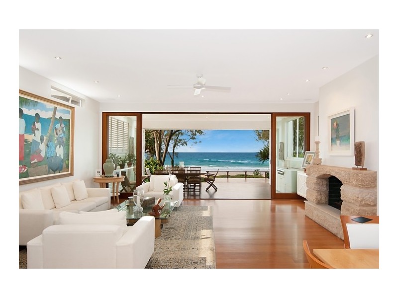 99 Hedges Avenue, Mermaid Beach QLD 4218