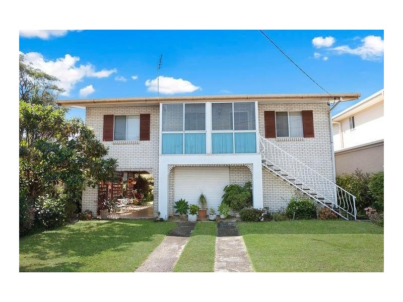 199 Bayview Street, Runaway Bay QLD 4216