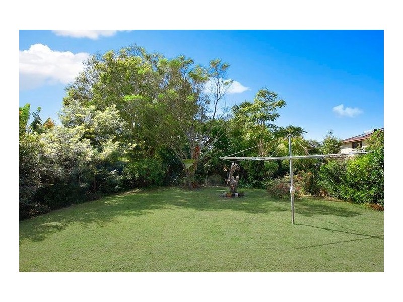 199 Bayview Street, Runaway Bay QLD 4216