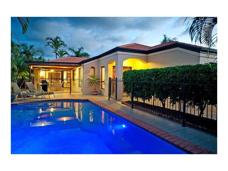 5 Ken Crescent, Monterey Keys QLD 4212