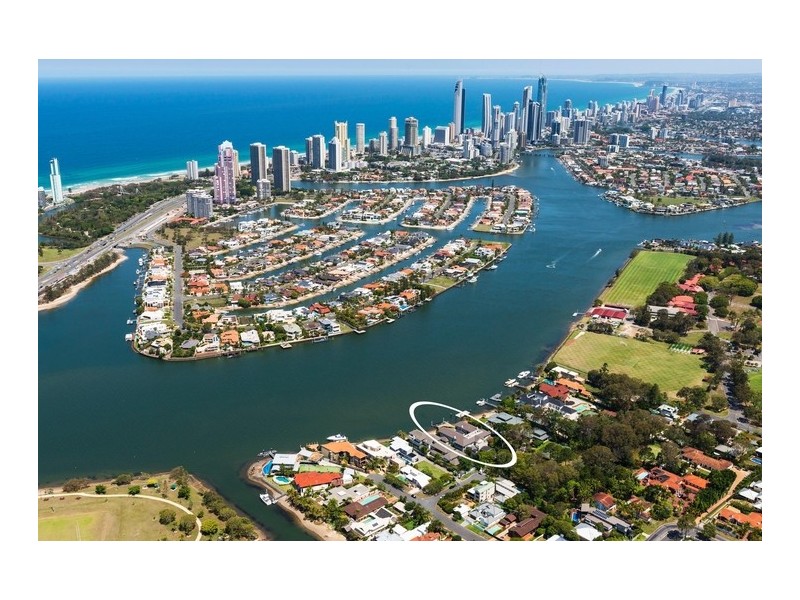 5 McMillan Court, Southport QLD 4215