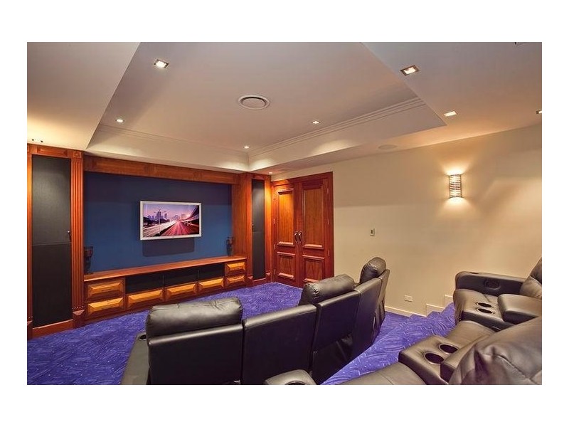 19 Southern Skies Avenue, Reedy Creek QLD 4227