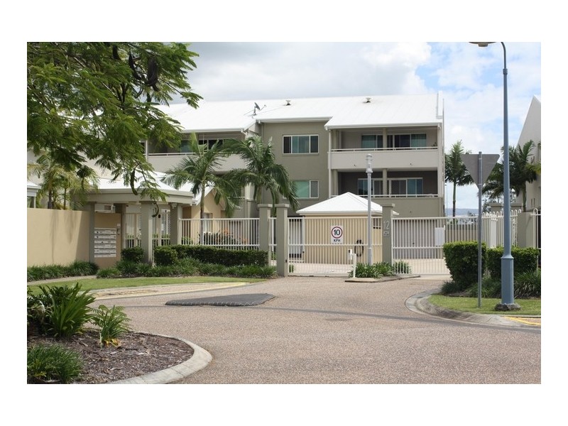 116/137 Laver Drive, Robina QLD 4226