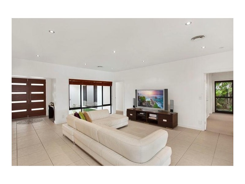 17 Gwydir Court, Helensvale QLD 4212