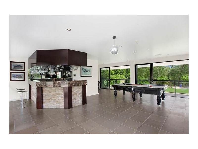 17 Gwydir Court, Helensvale QLD 4212