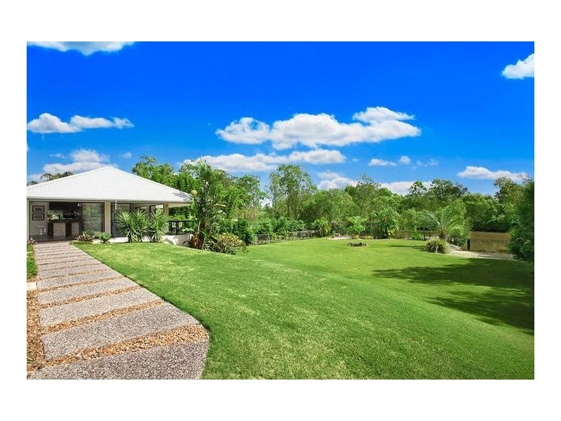 17 Gwydir Court, Helensvale QLD 4212