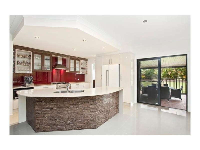 82 Rivertree Avenue, Helensvale QLD 4212