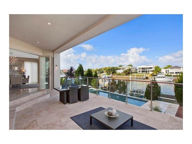 2323 Cressbrook Drive, Hope Island QLD 4212