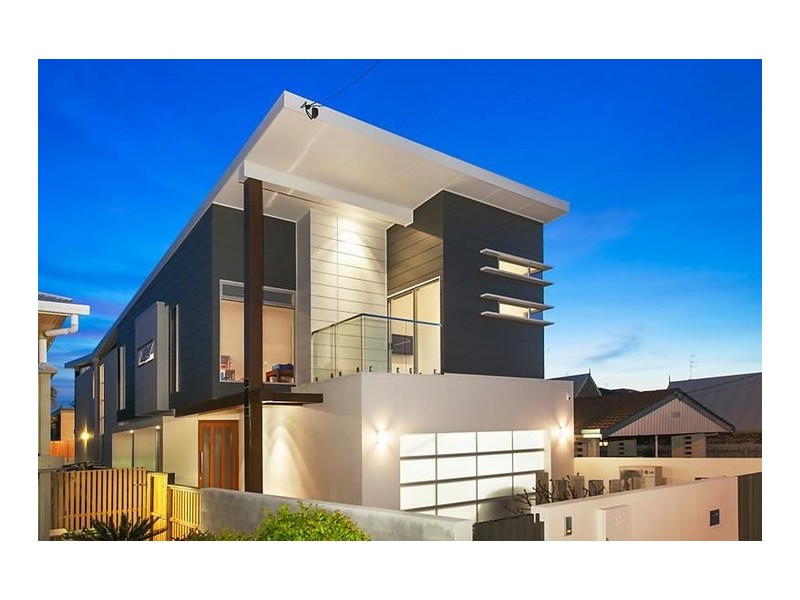 26 Sunbrite Avenue, Mermaid Beach QLD 4218