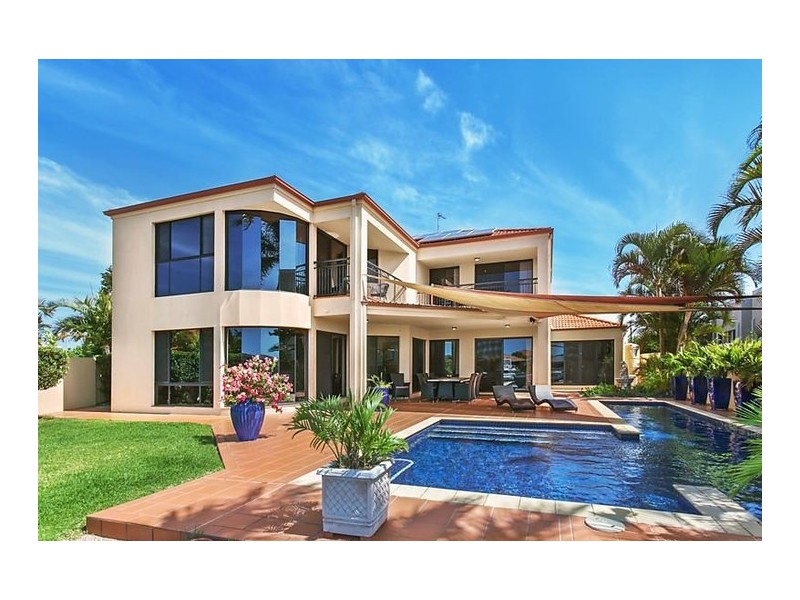 1 Sabrina Avenue, Helensvale QLD 4212