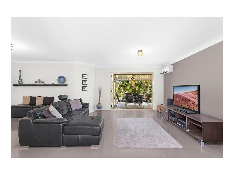 3 Milverton Close, Mudgeeraba QLD 4213