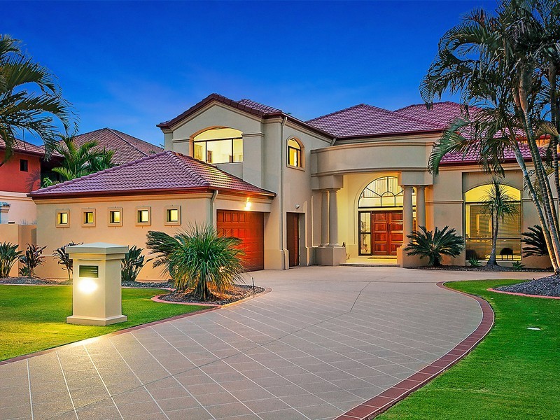 3117 Riverleigh Drive, Hope Island QLD 4212