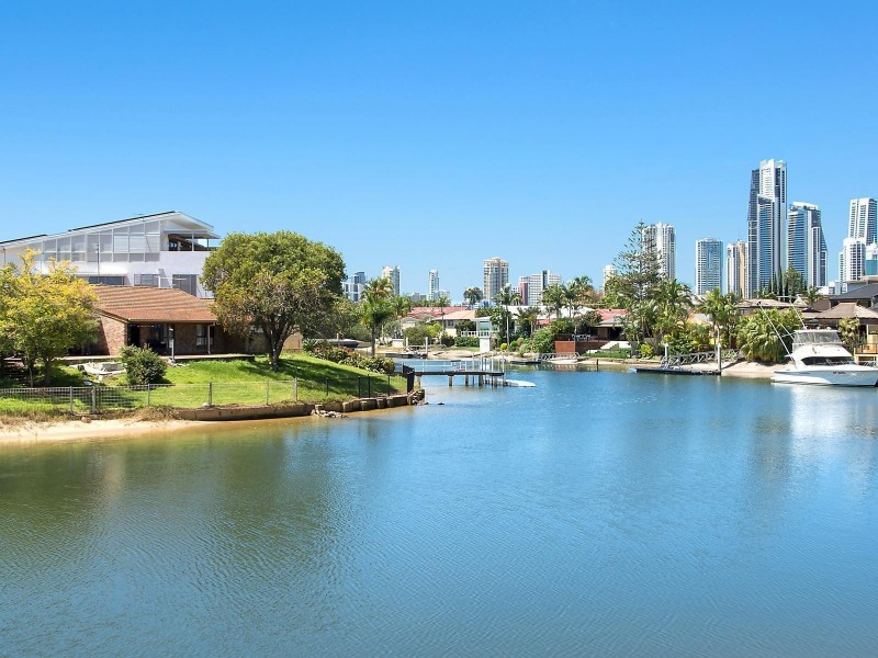 4/10 Pisa Court, Surfers Paradise QLD 4217