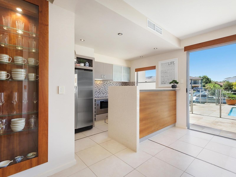 4/10 Pisa Court, Surfers Paradise QLD 4217