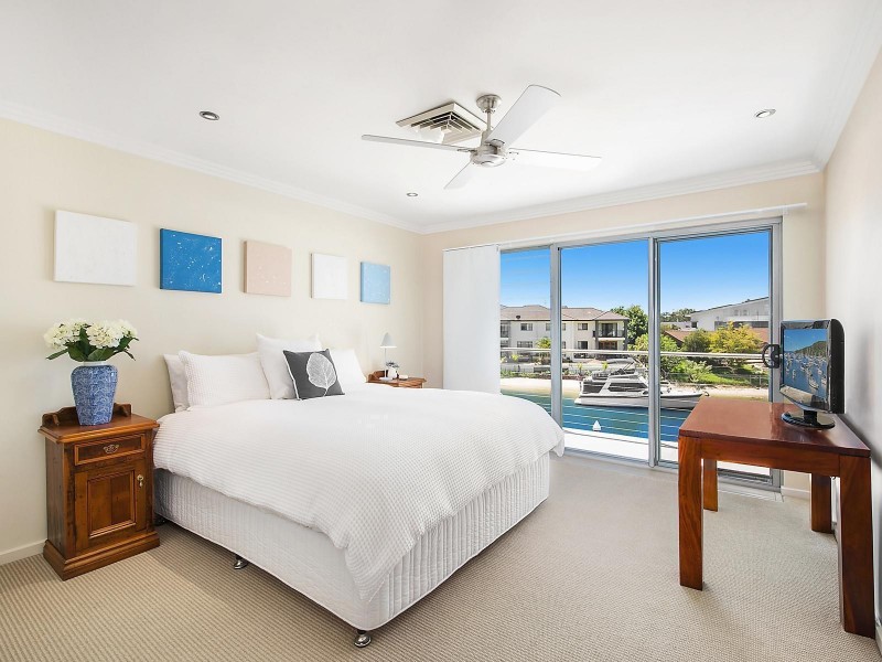 4/10 Pisa Court, Surfers Paradise QLD 4217