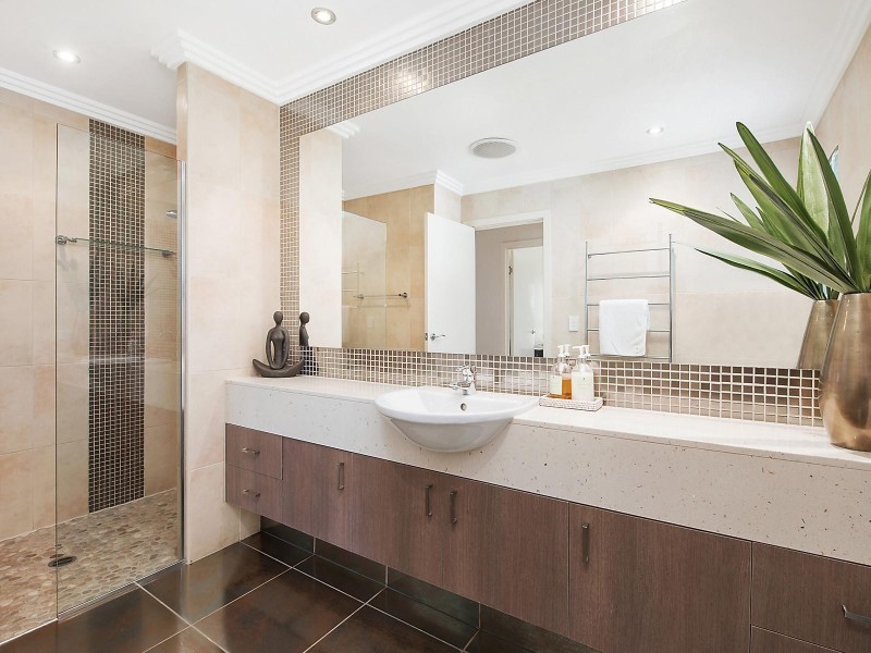 4/10 Pisa Court, Surfers Paradise QLD 4217