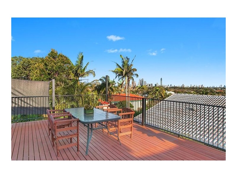 35 Wardoo Street, Southport QLD 4215