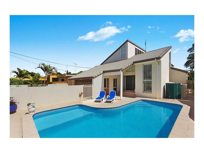 21 Mentone Avenue, Bundall QLD 4217