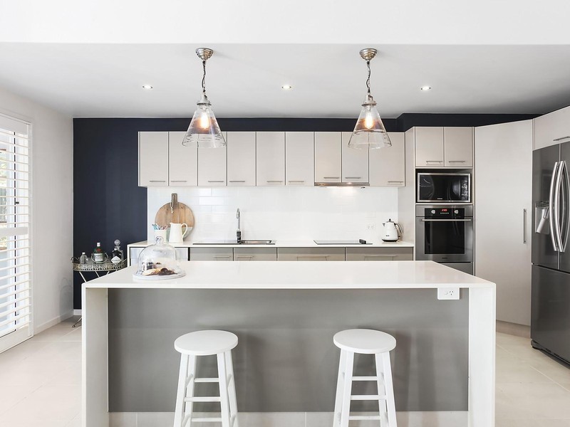 1/3 Sandown Avenue, Bundall QLD 4217