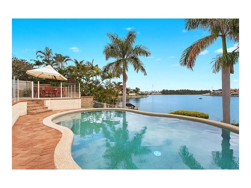31 Cayman Drive, Clear Island Waters QLD 4226