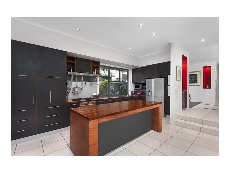 6056 Garda Avenue, Hope Island QLD 4212