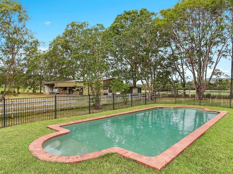 26 Braeside Court, Maudsland QLD 4210