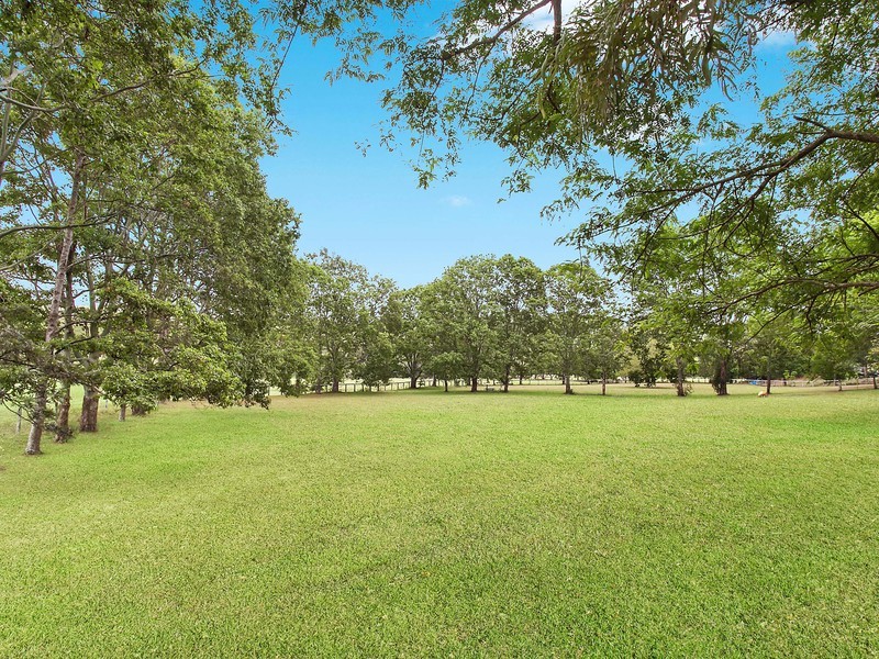 26 Braeside Court, Maudsland QLD 4210