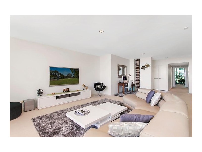 5303/2 Ephraim Island Parade, Paradise Point QLD 4216