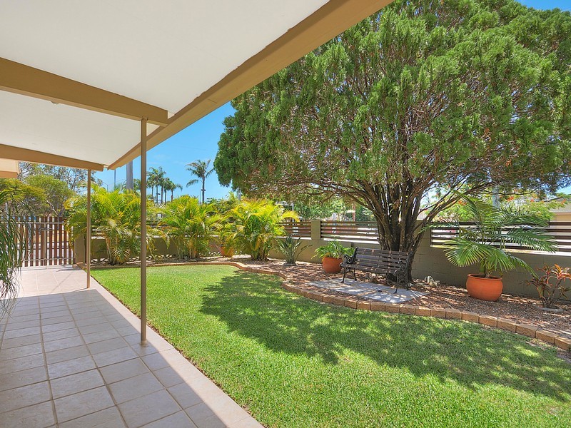 80 Morala Avenue, Runaway Bay QLD 4216