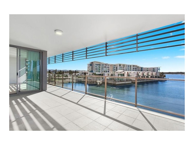 7302/2 Ephraim Island Parade, Paradise Point QLD 4216